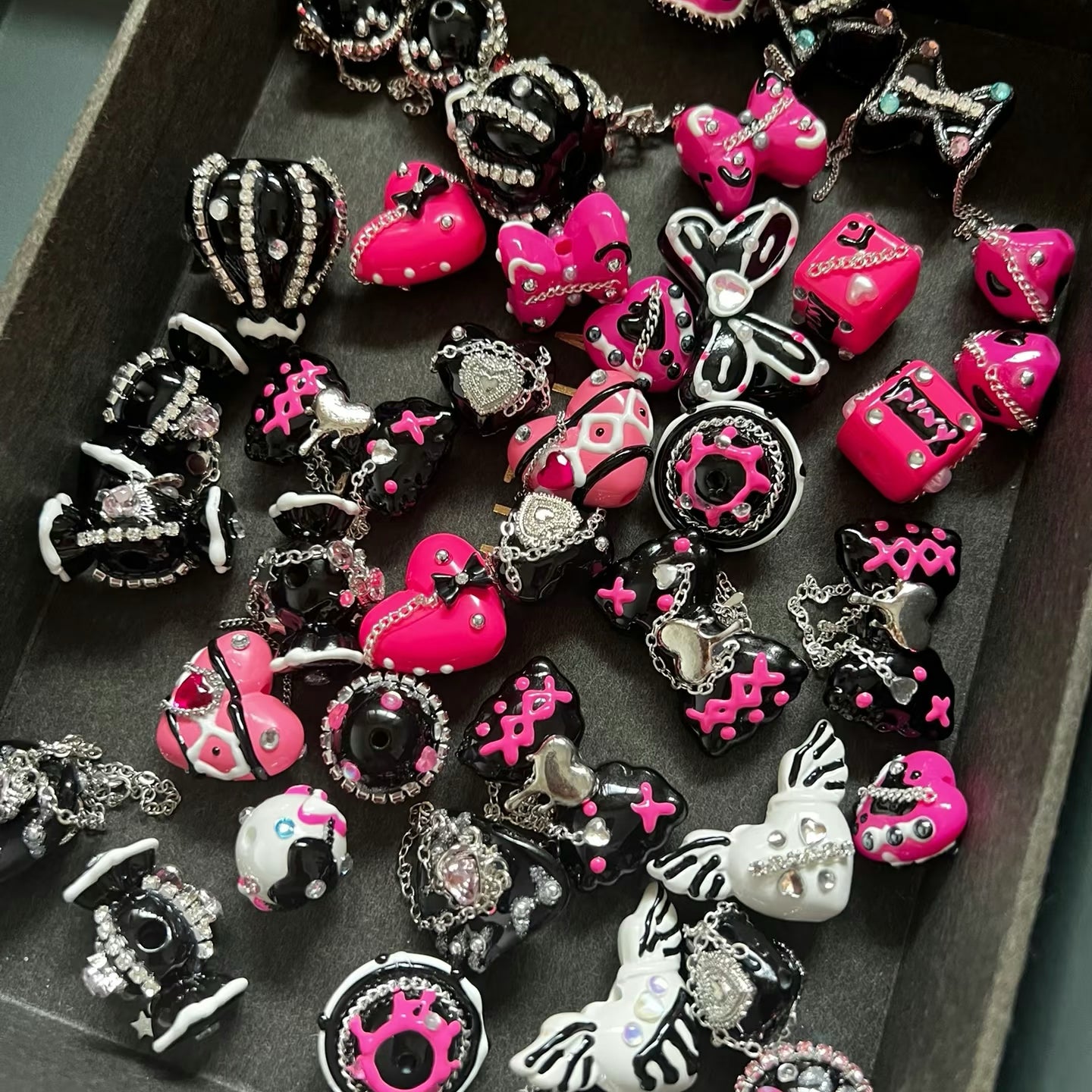 CUSTOM BEADS